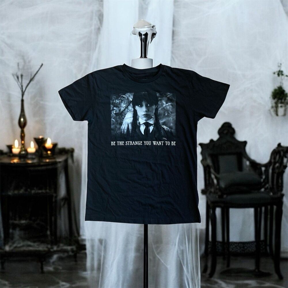 Hot Topic Wednesday Addams “Be The Strange You Want To Be Shirt” Size M